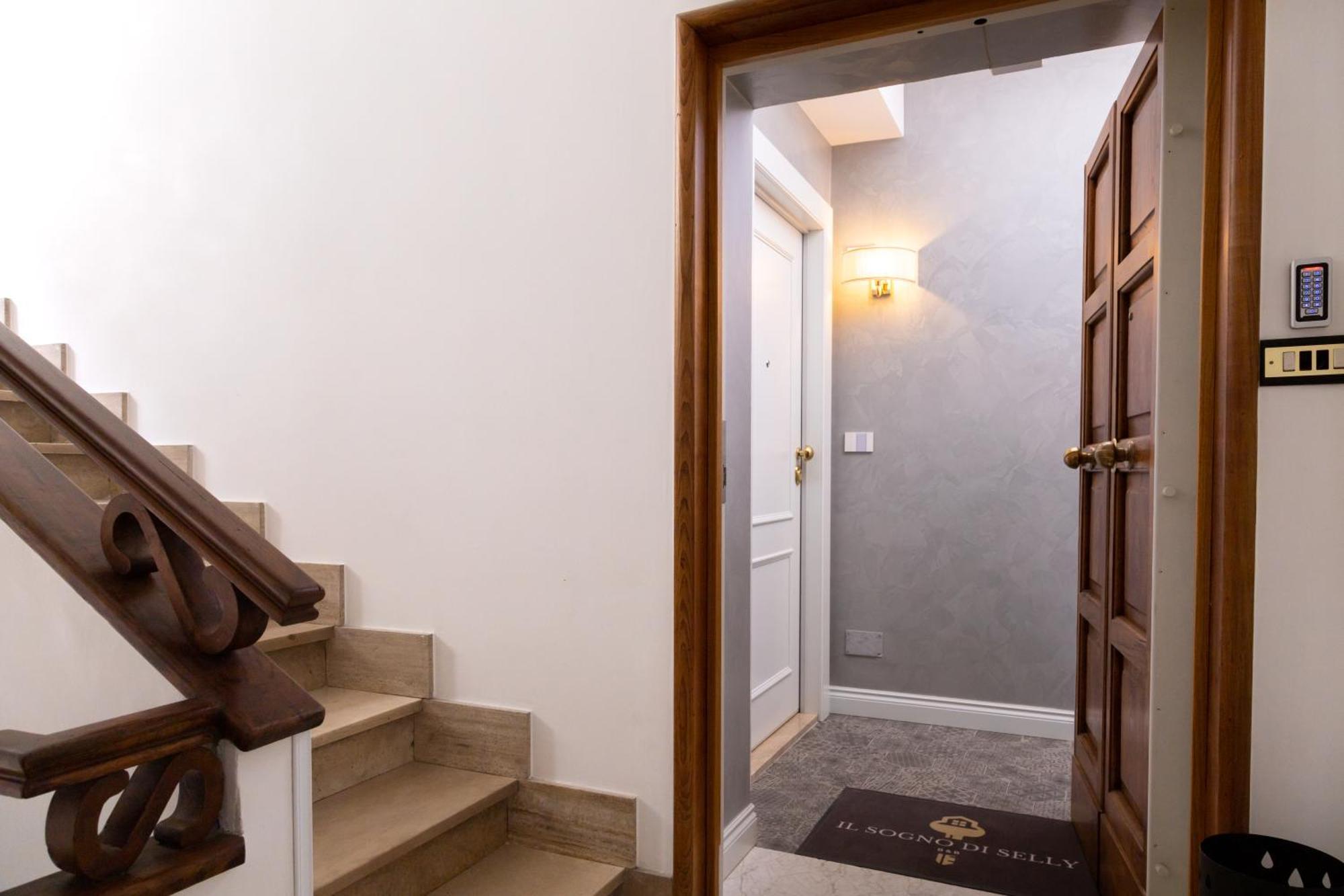 Il Sogno Di Selly Apartment Salerno Ngoại thất bức ảnh